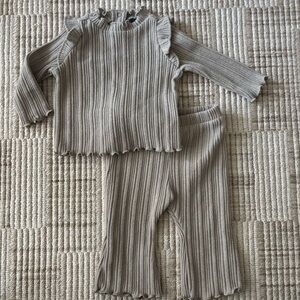 Old Navy Grey Ribbed Knit Two-Piece Set